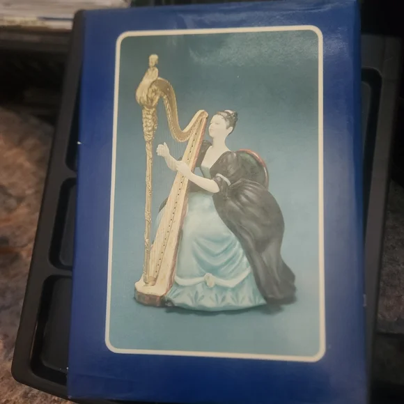 Royal Doulton Figures Book - Picture 2 of 4